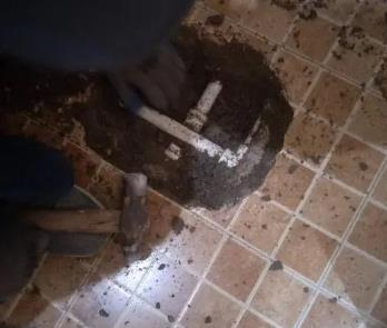 左云卫生间漏水维修公司为您分享下卫生间渗水如何处理及注意事项